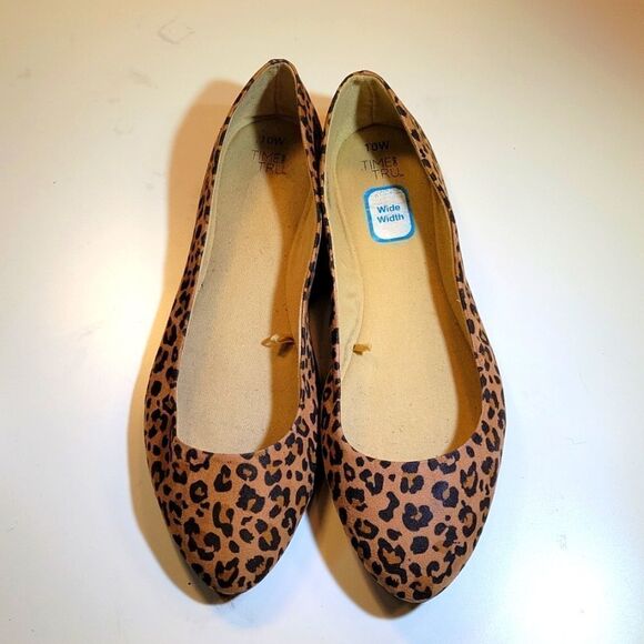 TIME&TRU LEOPARD ROUND TOE SLIP-ON WOMEN"S SUEDE BALLET FLATS G1 - Picture 2 of 14